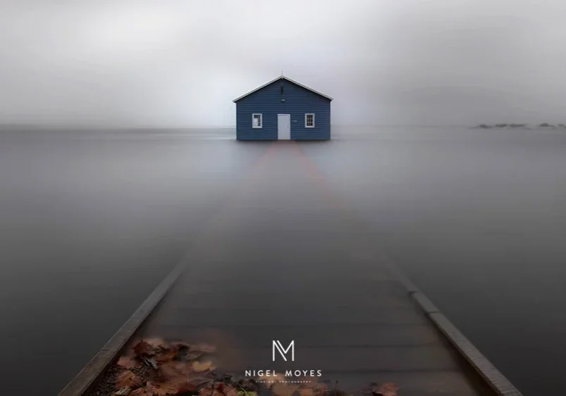 Blue boathouse, 1 Kings Park Avenue, Crawley